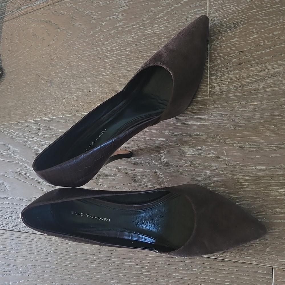 Elie Tahari brown suede and leather pumps